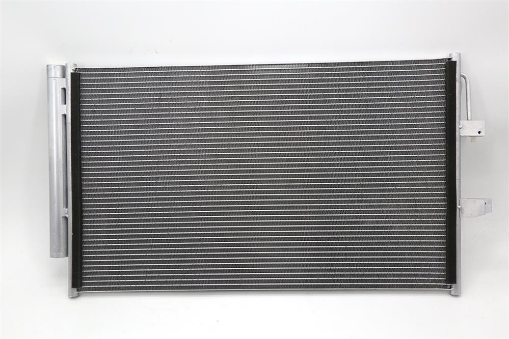 8010074000 GEELY Car HAOYUE 1.8T oiriúntóir Comhdhlúthadán radaitheora